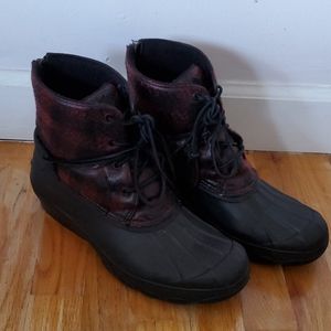 Sperry saltwater rain boots